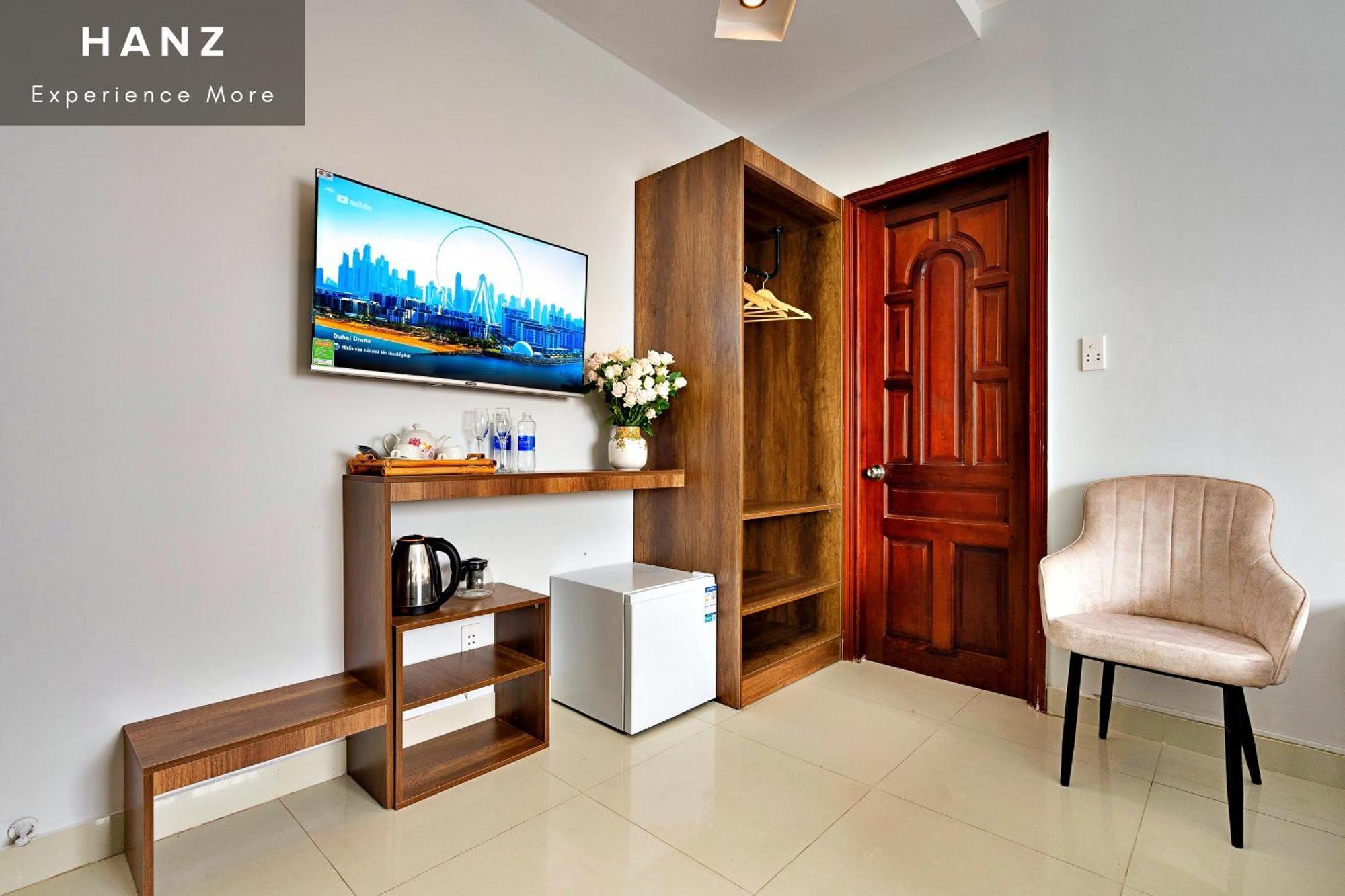 Hong Vy Khách sạn 3*